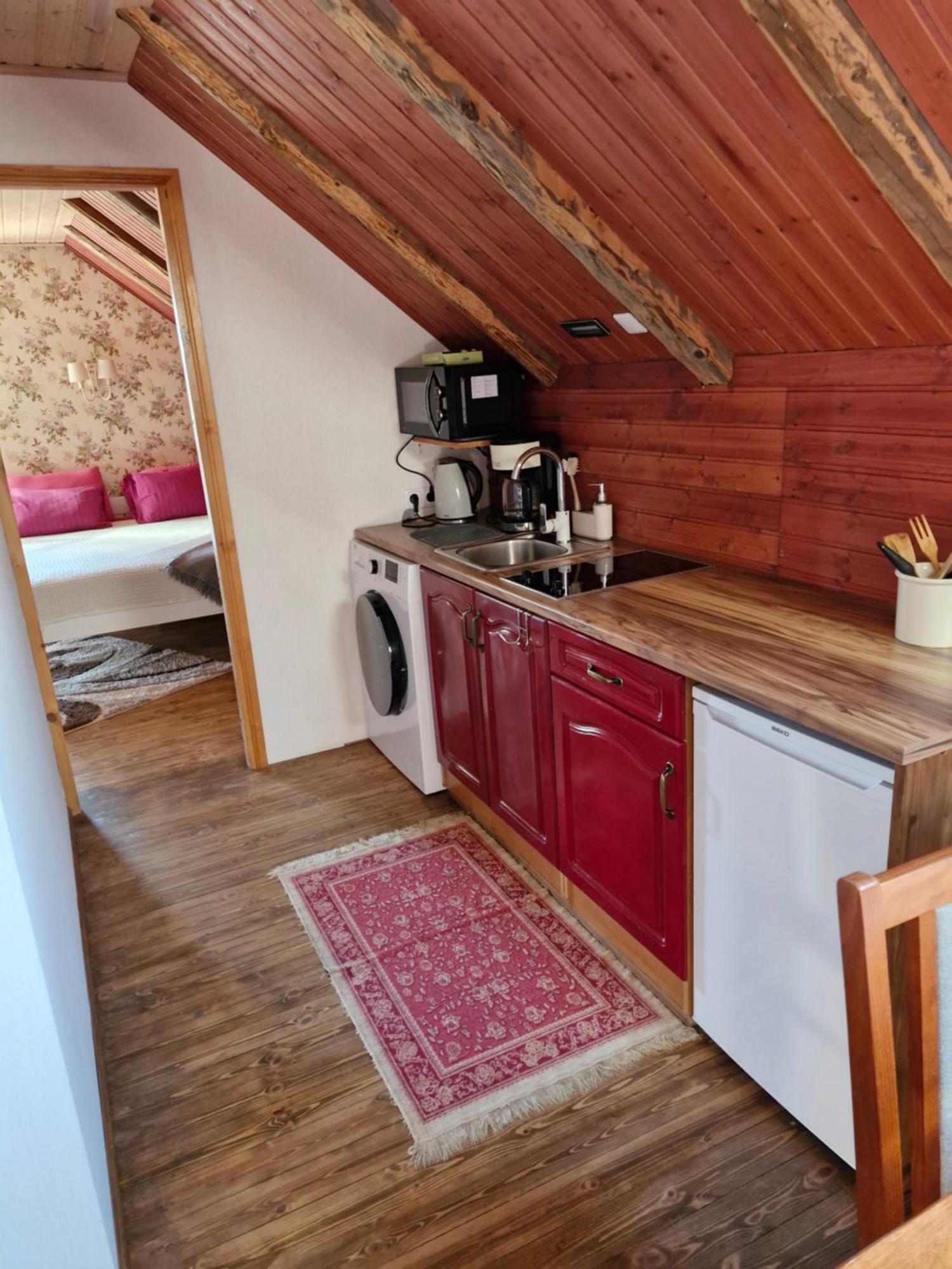 Suur-Sadama Apartment Kuressaare Bagian luar foto